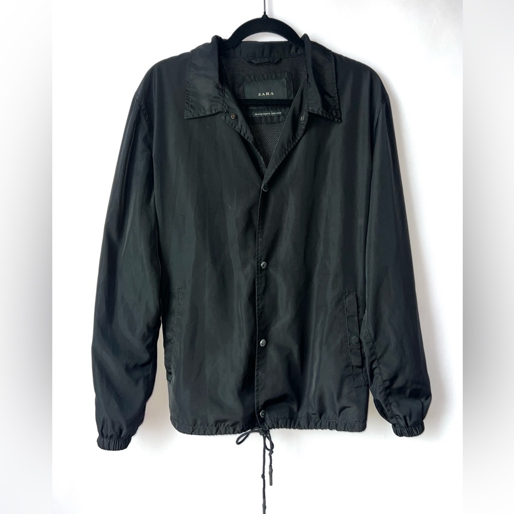 Zara Black Coaches Jacket Size Medium Windbreaker‎ w/Pockets Man Unisex